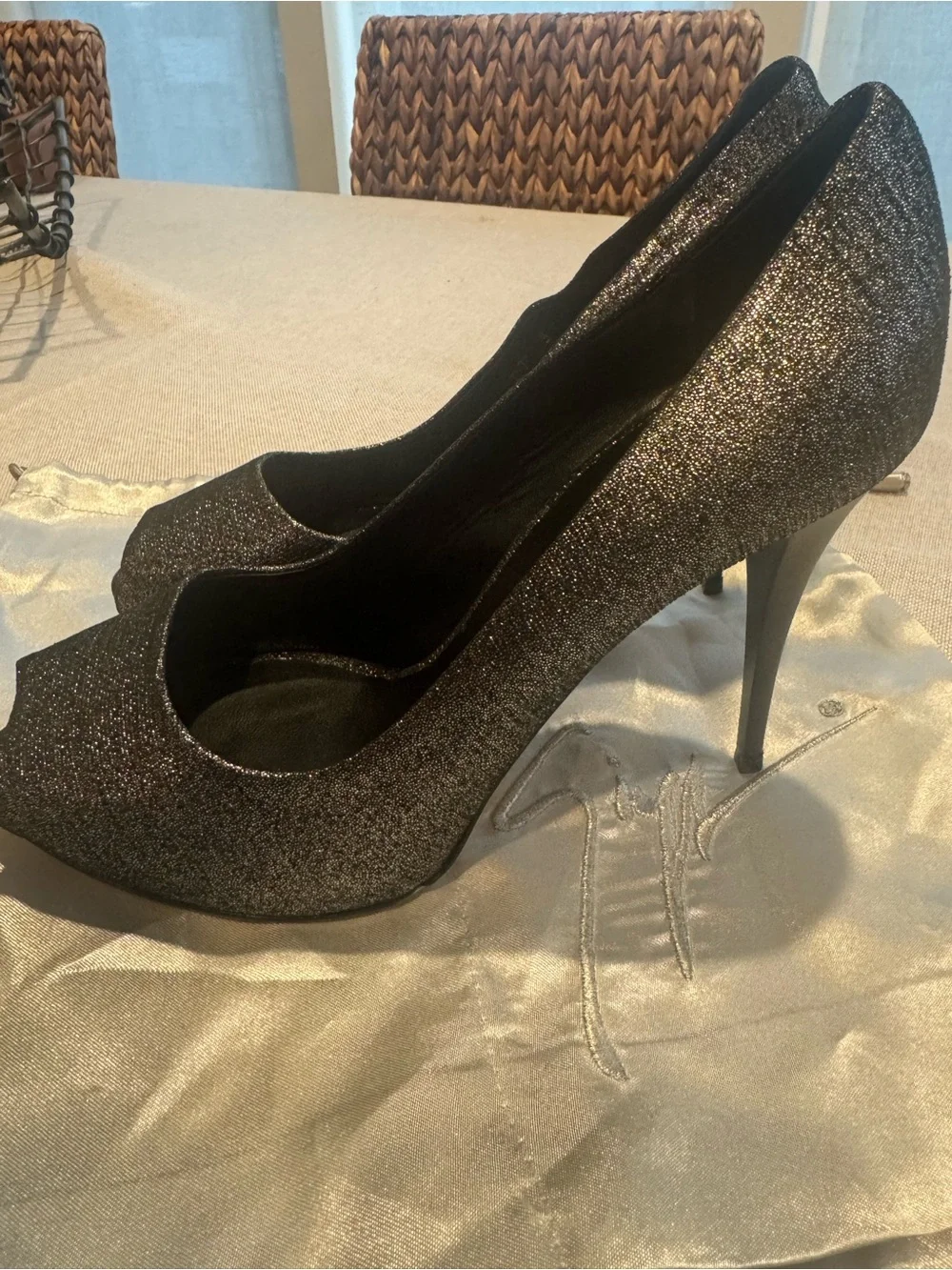 Giuseppe Zanotti glitter black
